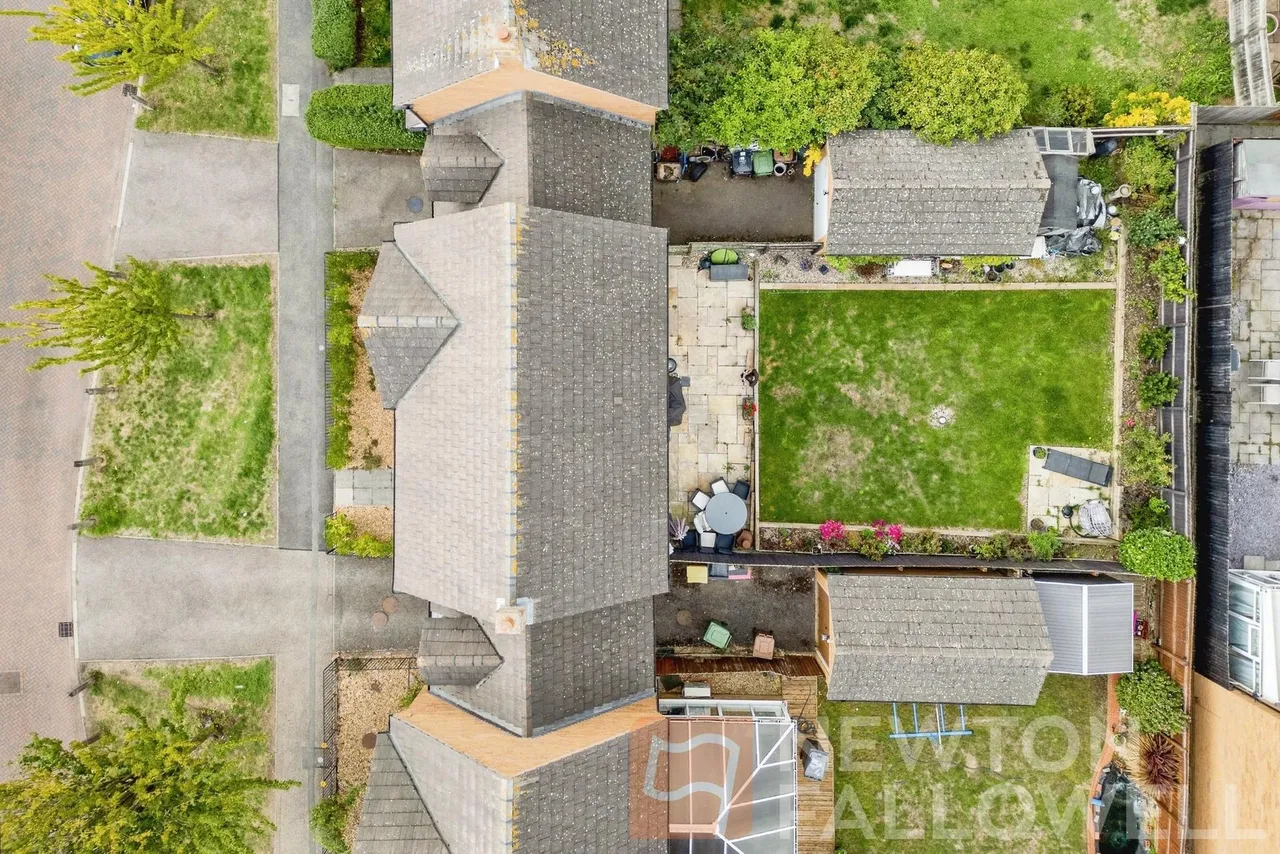 Leaf Avenue, Hampton Hargate, PE7, photo 21
