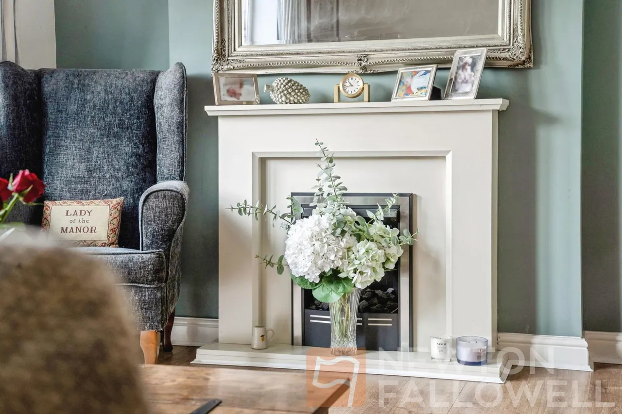 Leaf Avenue, Hampton Hargate, PE7, photo 8