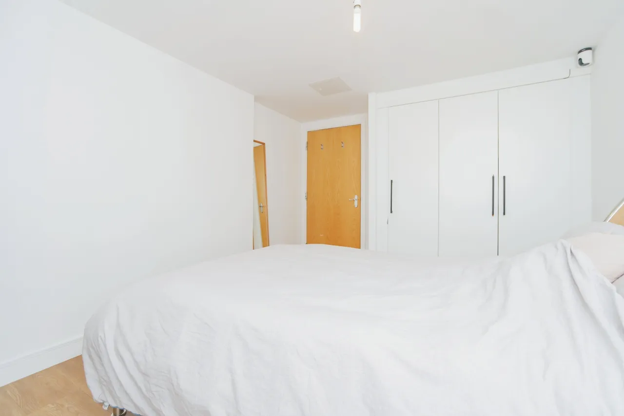 Pettacre Close, London, SE28, photo 13