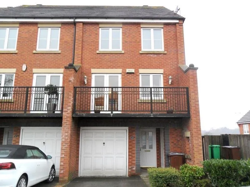 4 bed house to rent, City View, Nottingham, NG3