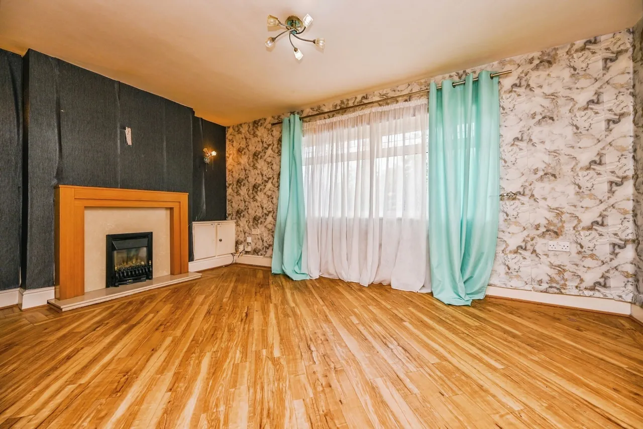 Allenby Square, Liverpool, L13, photo 2