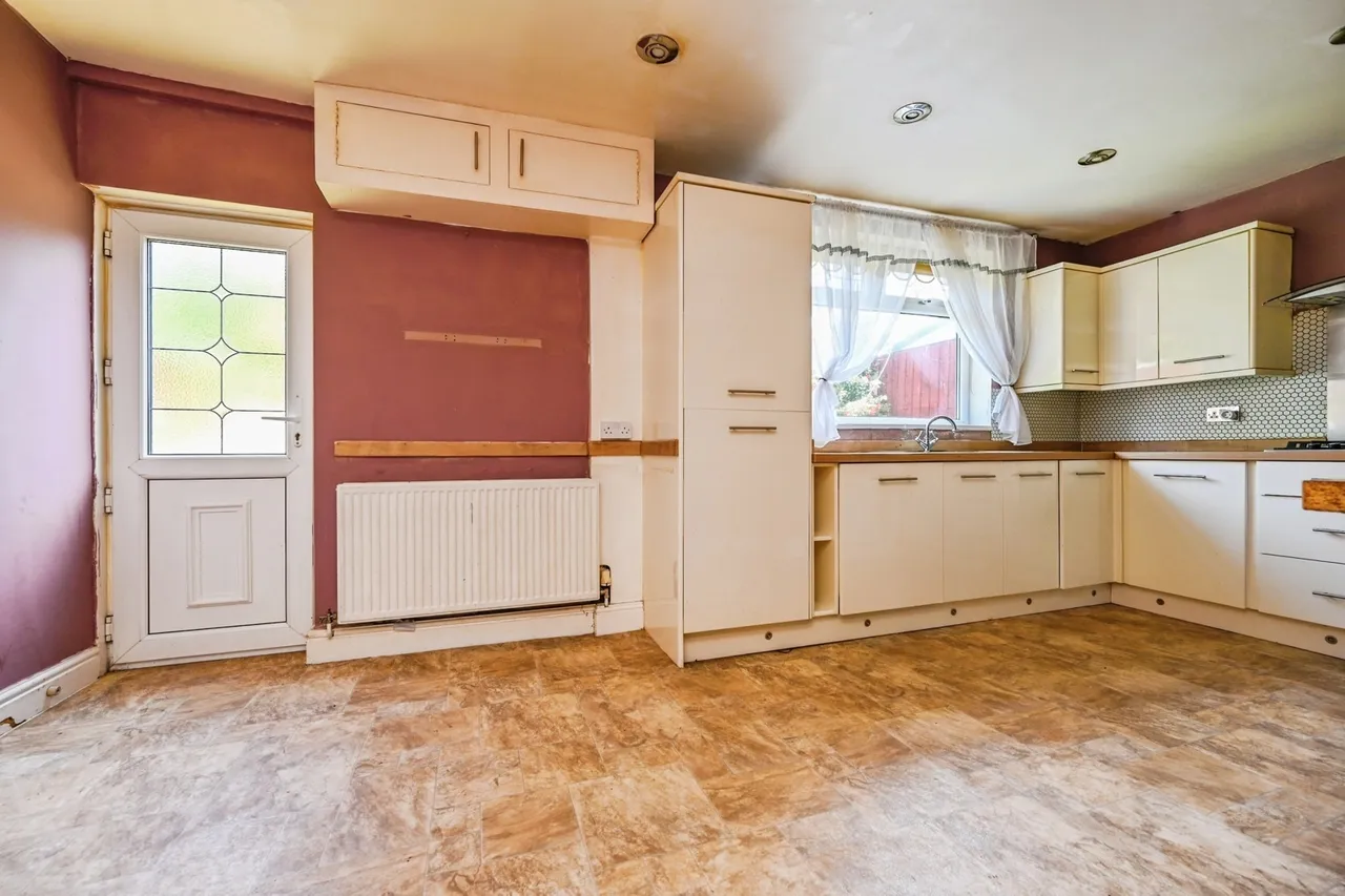 Allenby Square, Liverpool, L13, photo 5
