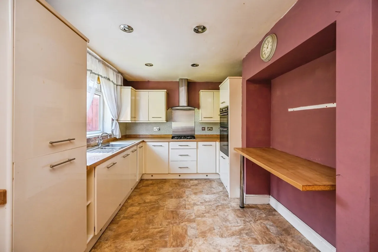 Allenby Square, Liverpool, L13, photo 6