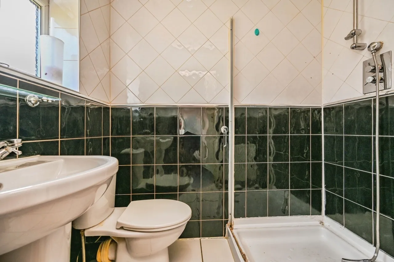 Allenby Square, Liverpool, L13, photo 12