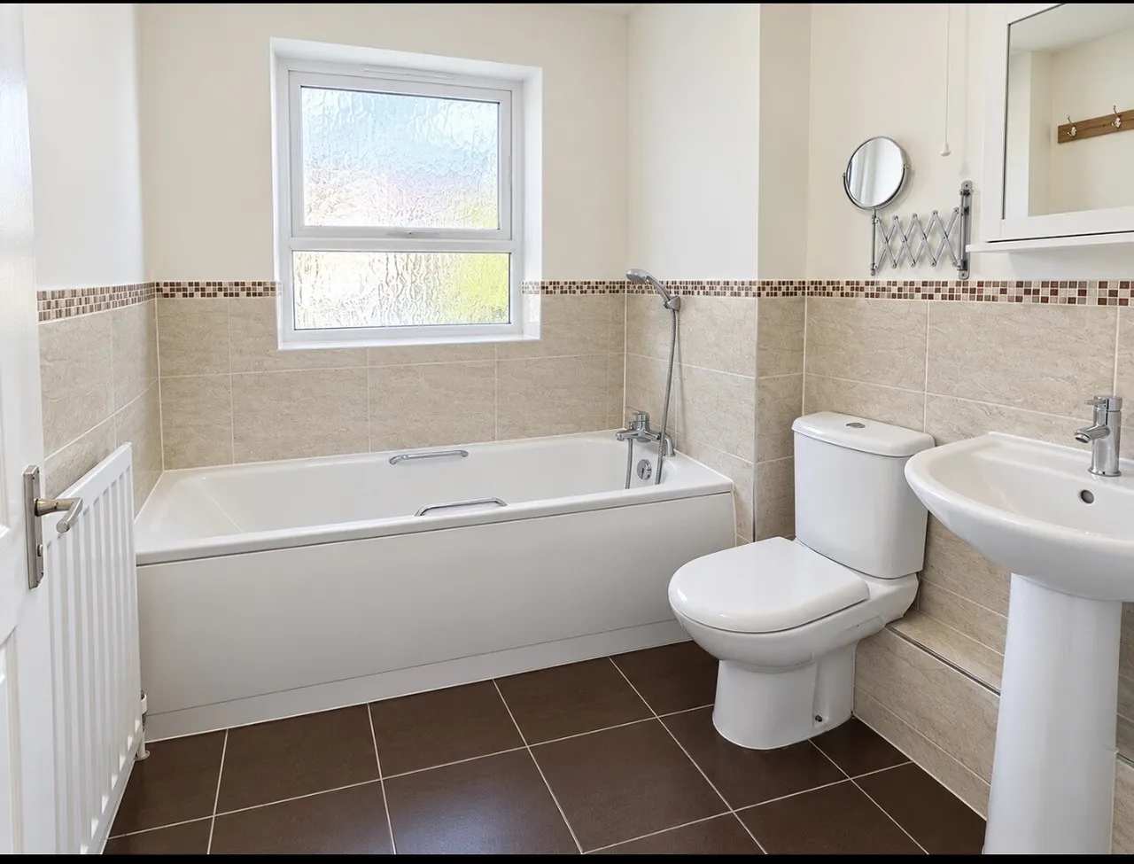 Douglas Place, Oldbrook, MK6, photo 10