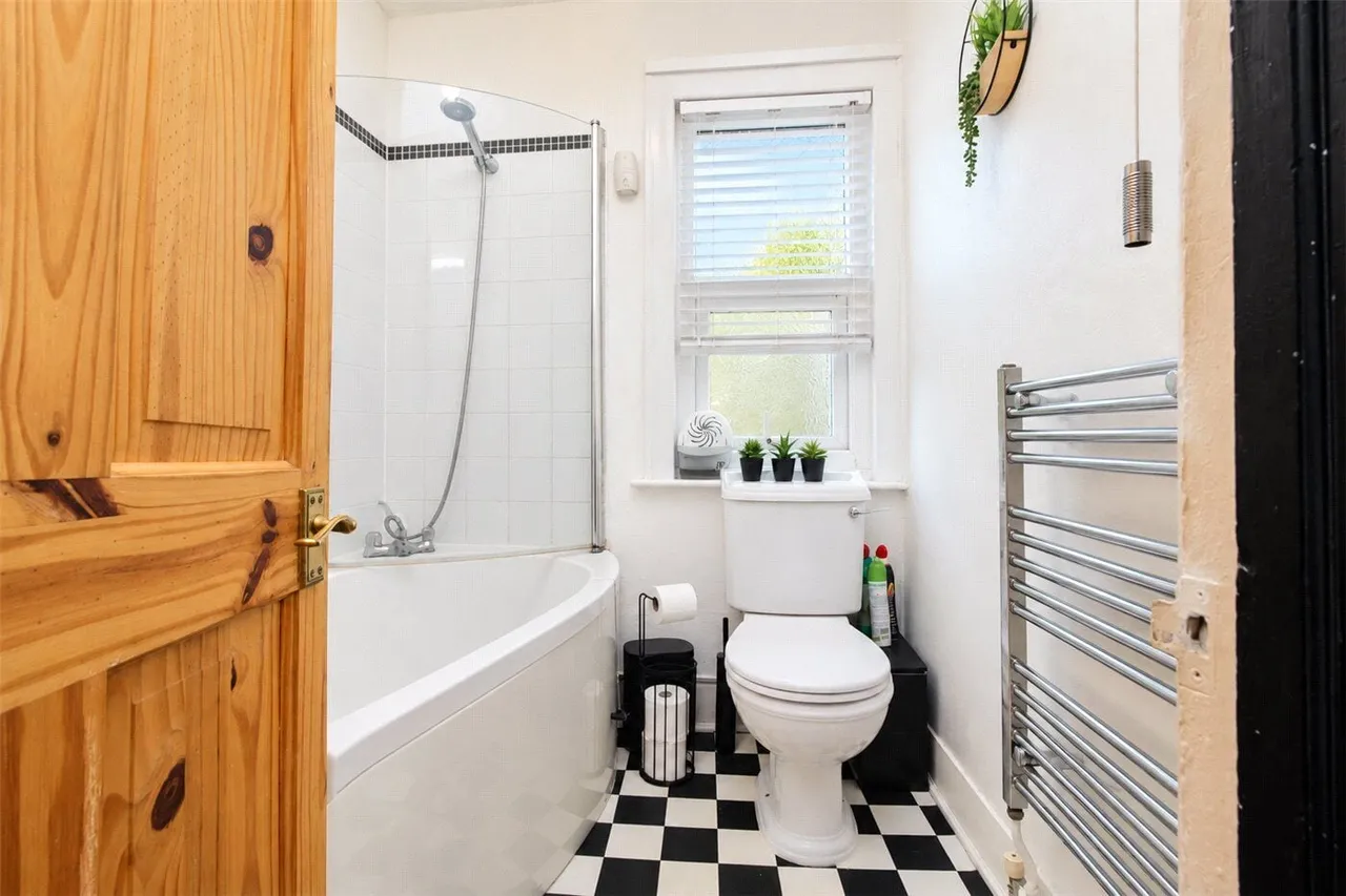 Cranleigh Drive, Leigh-on-Sea, SS9, photo 11