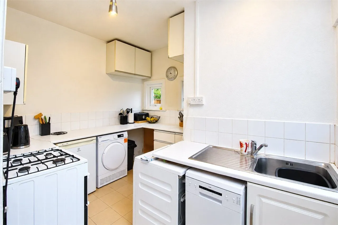 Cranleigh Drive, Leigh-on-Sea, SS9, photo 4