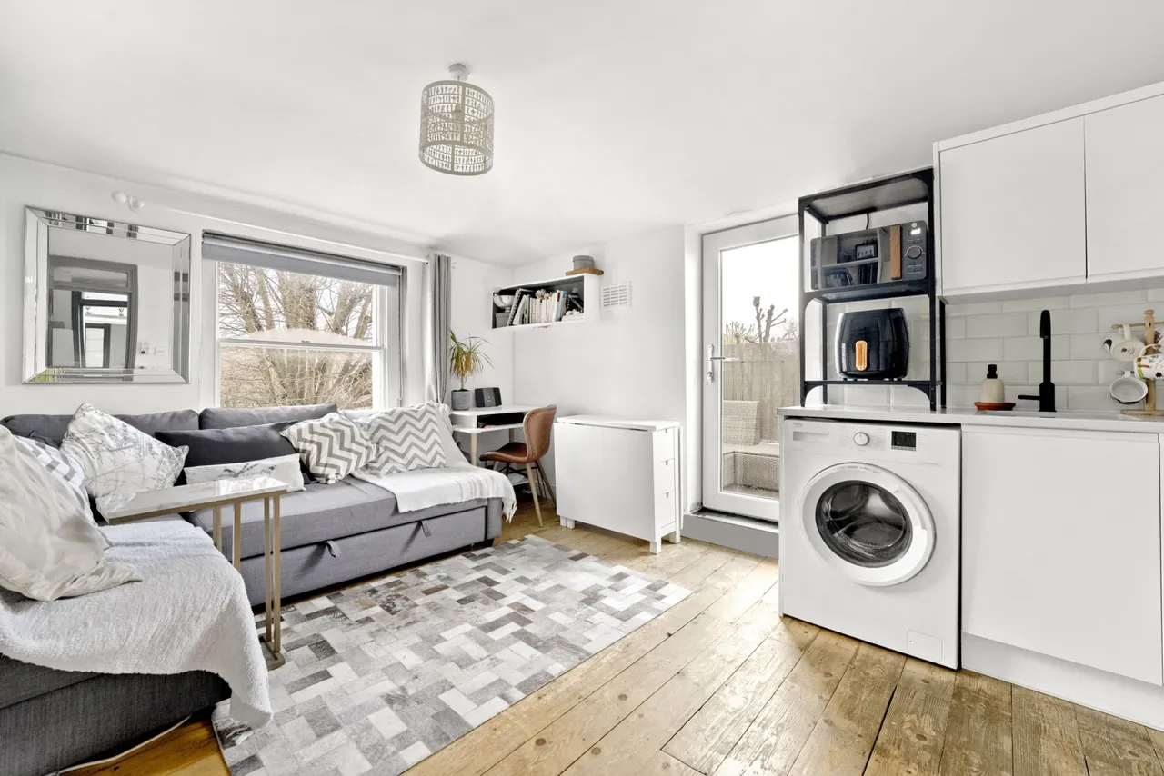 1 bed flat to rent, St Augustines Road, Camden, NW1