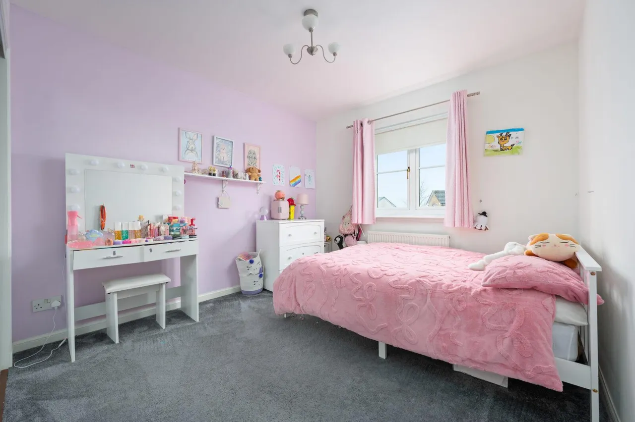 Honeysuckle Drive, Cumbernauld, G68 9GF, photo 35