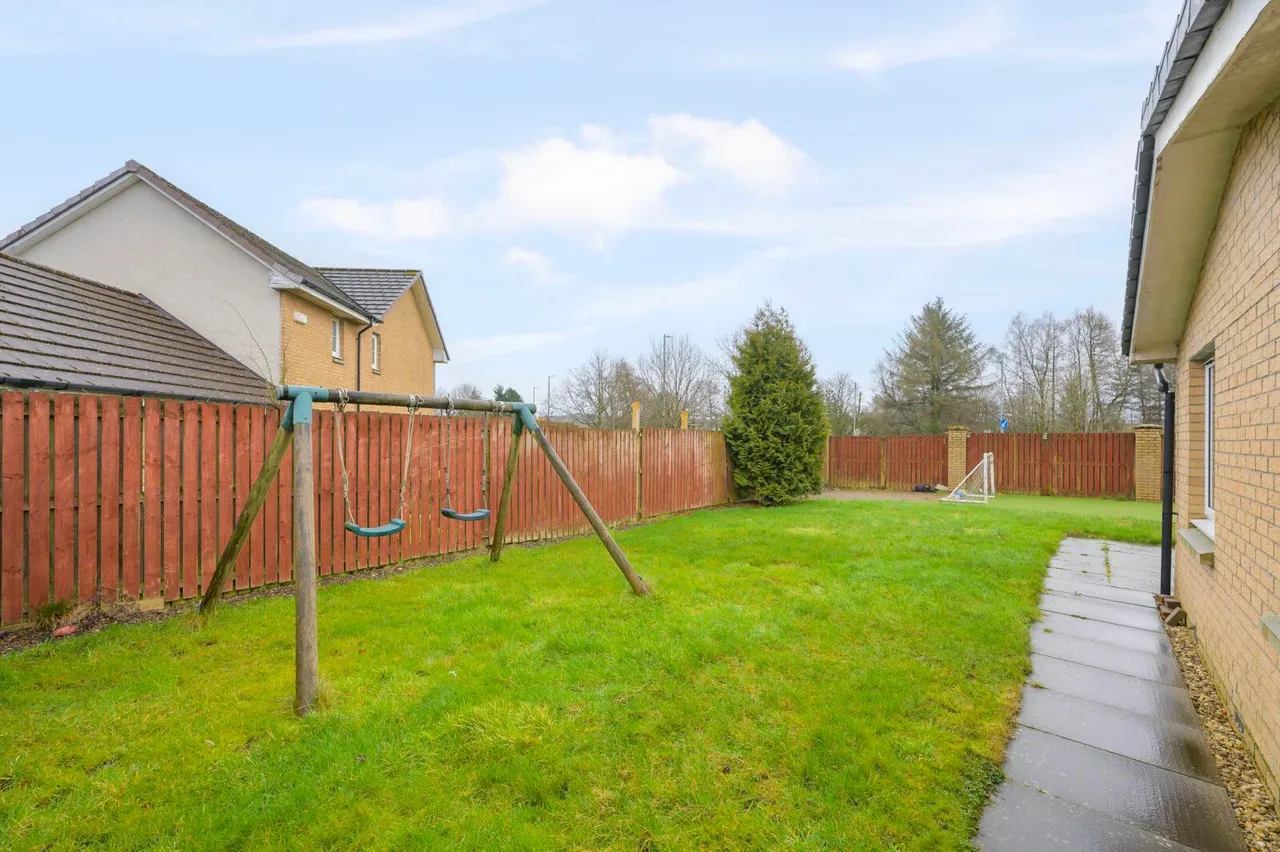 Honeysuckle Drive, Cumbernauld, G68 9GF, photo 44