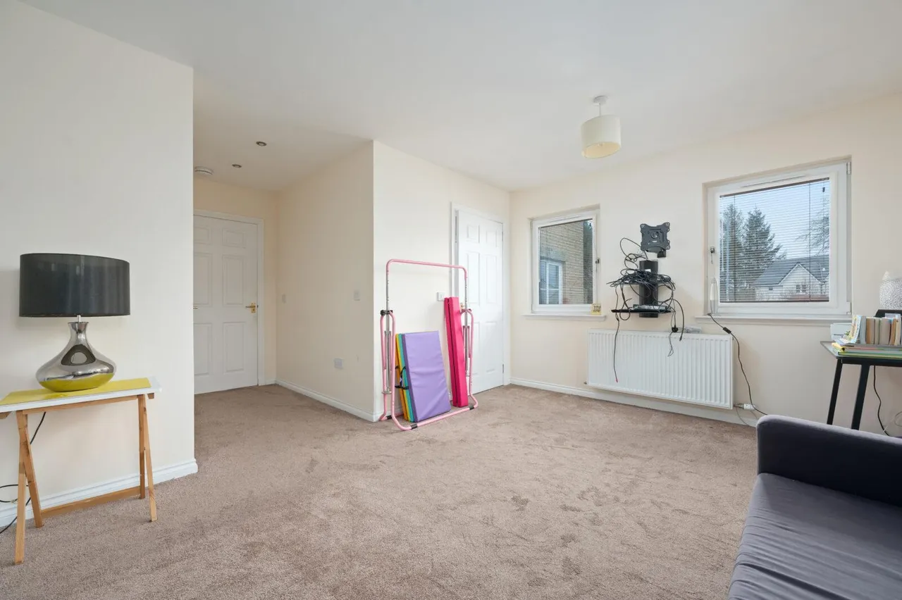 Honeysuckle Drive, Cumbernauld, G68 9GF, photo 23