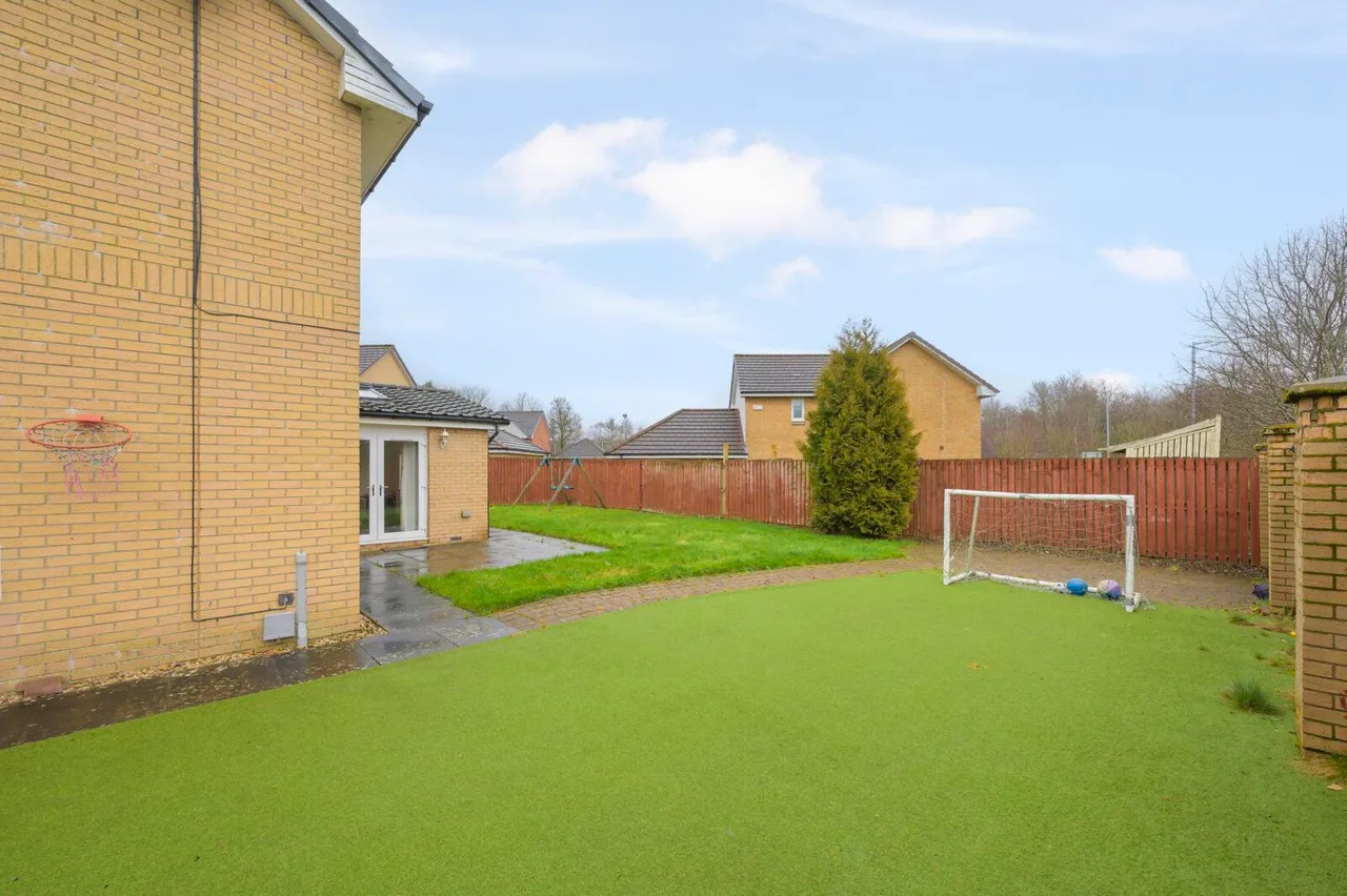 Honeysuckle Drive, Cumbernauld, G68 9GF, photo 41