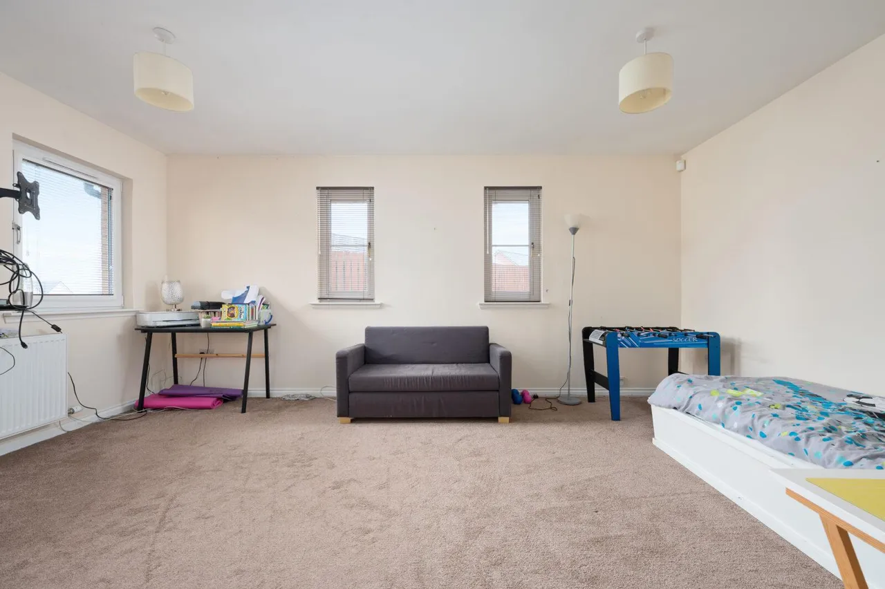 Honeysuckle Drive, Cumbernauld, G68 9GF, photo 22
