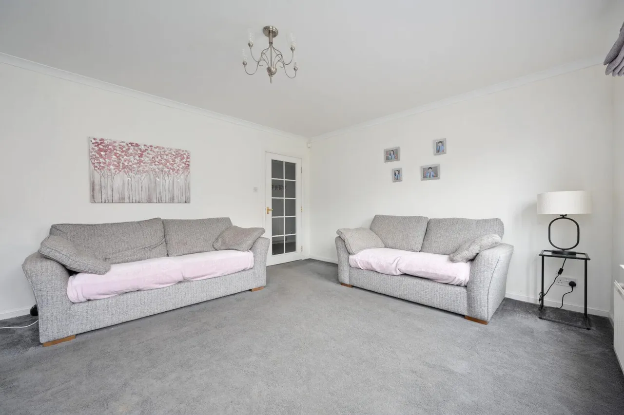 Honeysuckle Drive, Cumbernauld, G68 9GF, photo 16