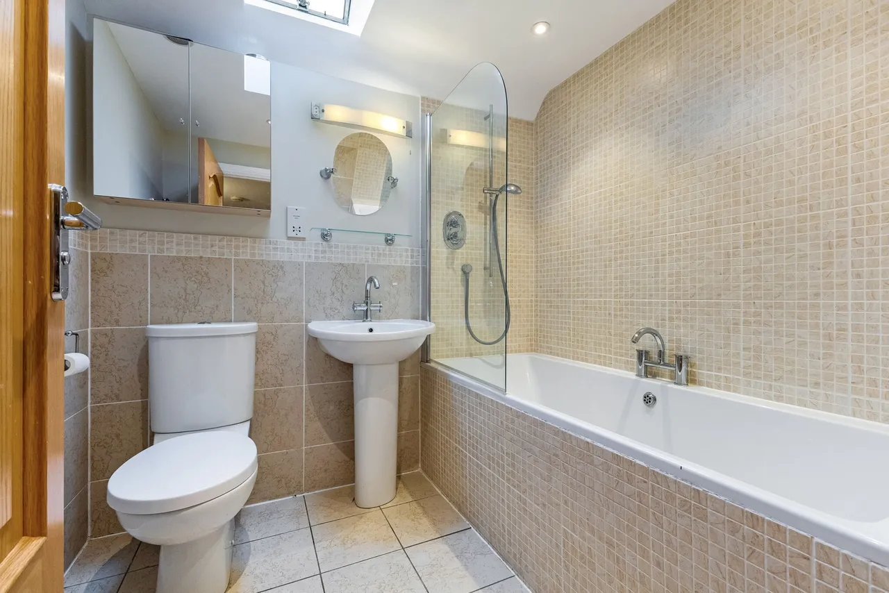 Gracious Street, Selborne, GU34, photo 9