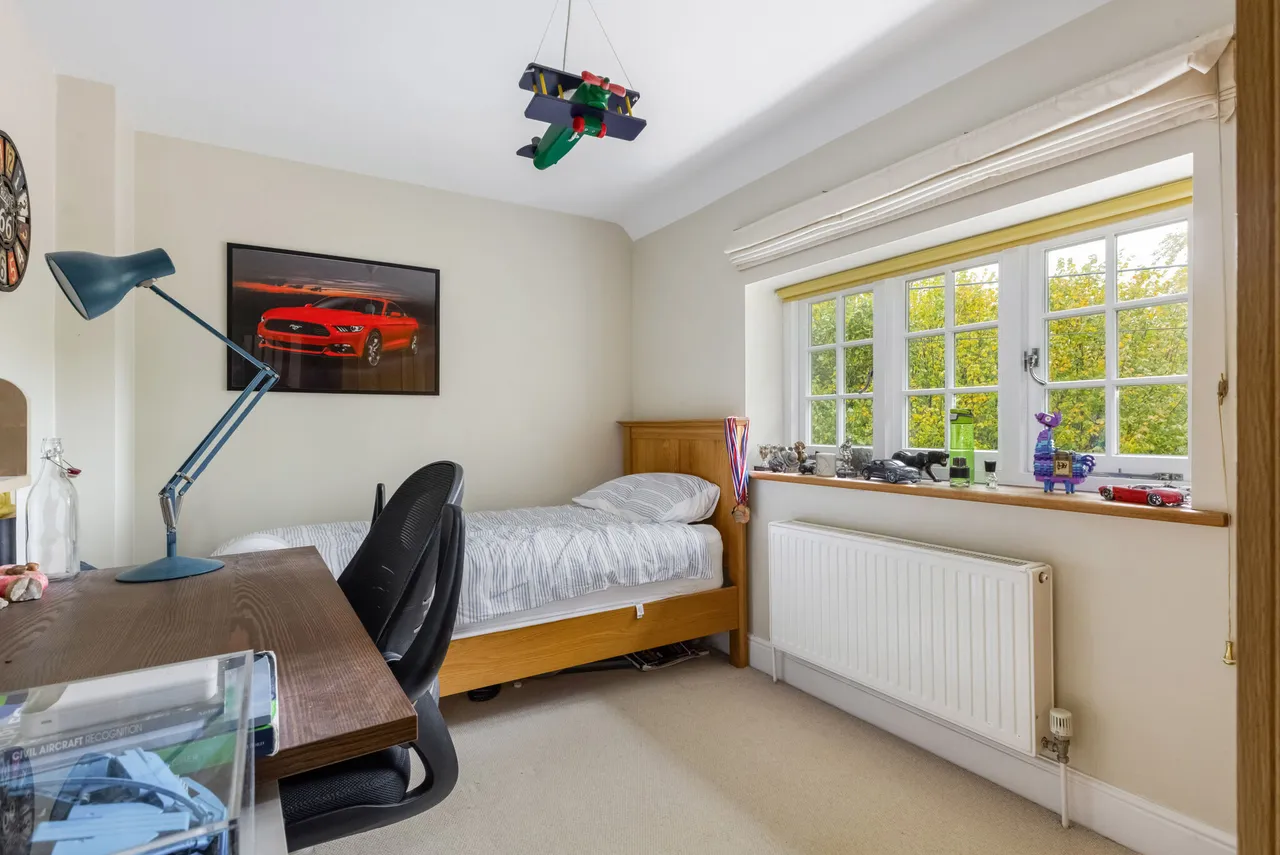 Gracious Street, Selborne, GU34, photo 11