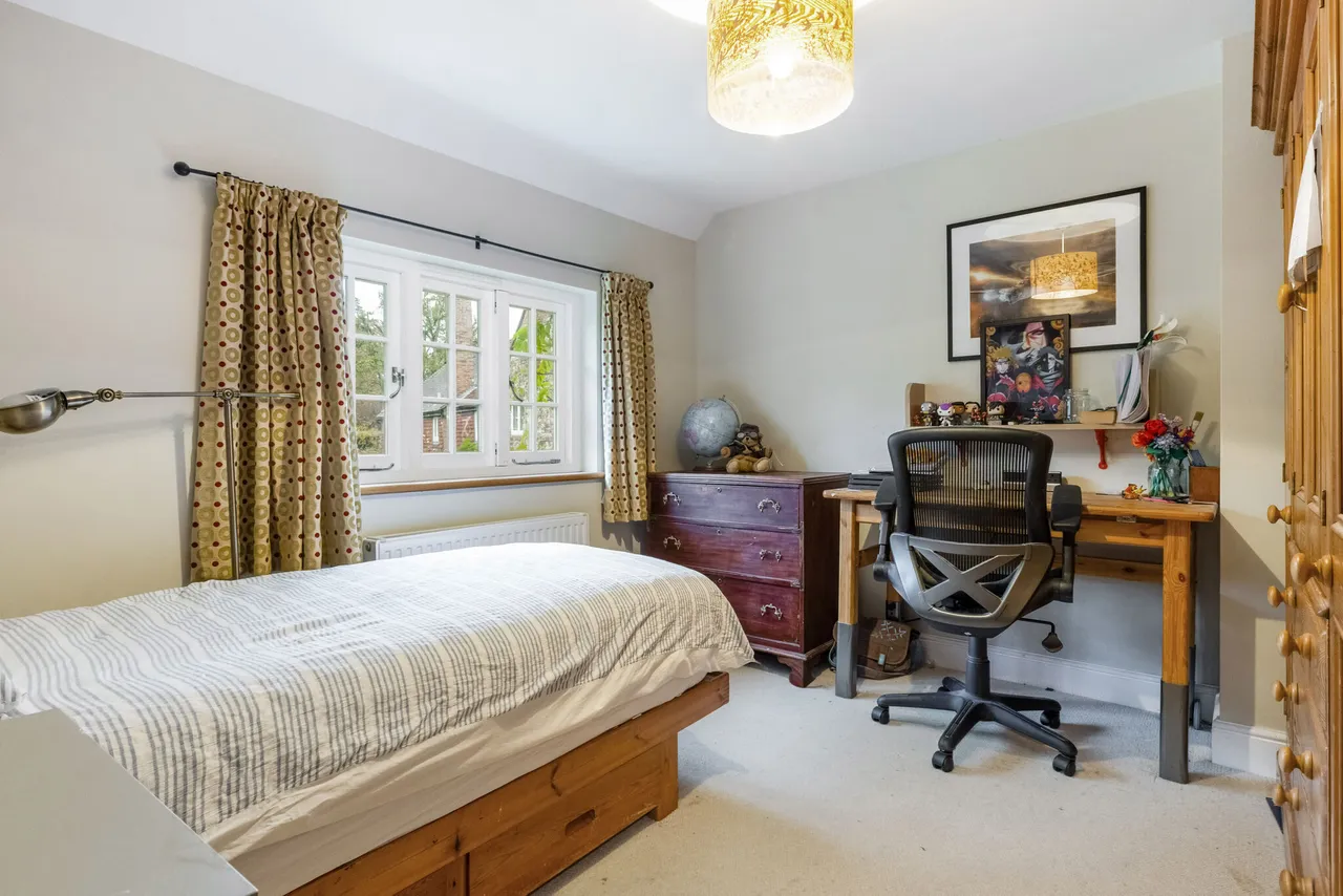 Gracious Street, Selborne, GU34, photo 10