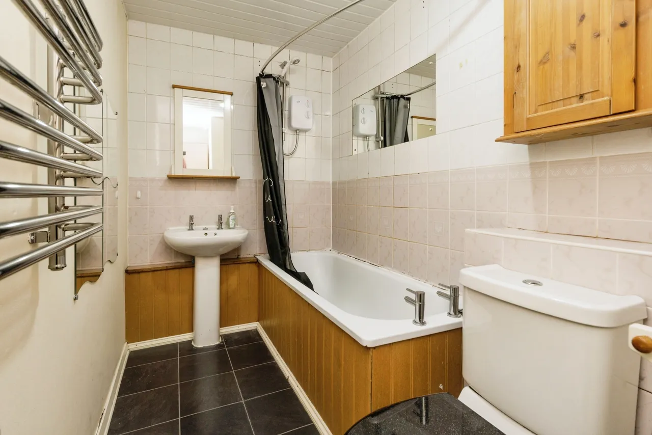 Riverside Close, Warrington, WA1, photo 8