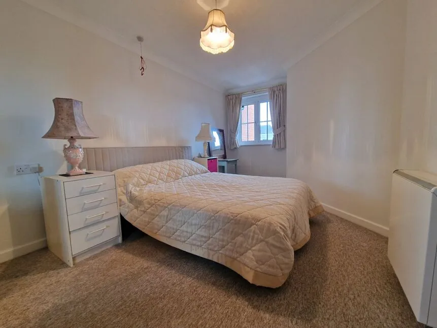 Queens Crescent, Southsea, Hampshire, PO5, photo 7