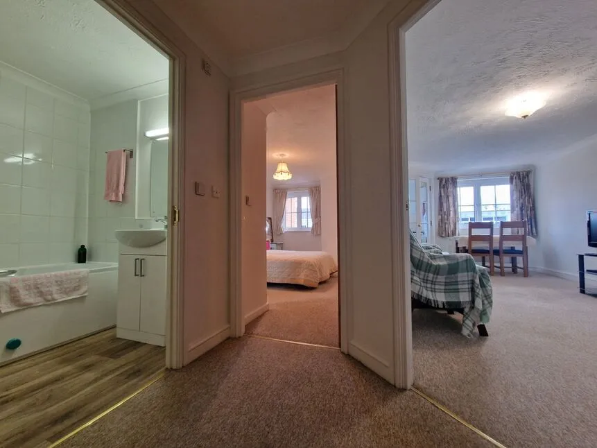 Queens Crescent, Southsea, Hampshire, PO5, photo 8