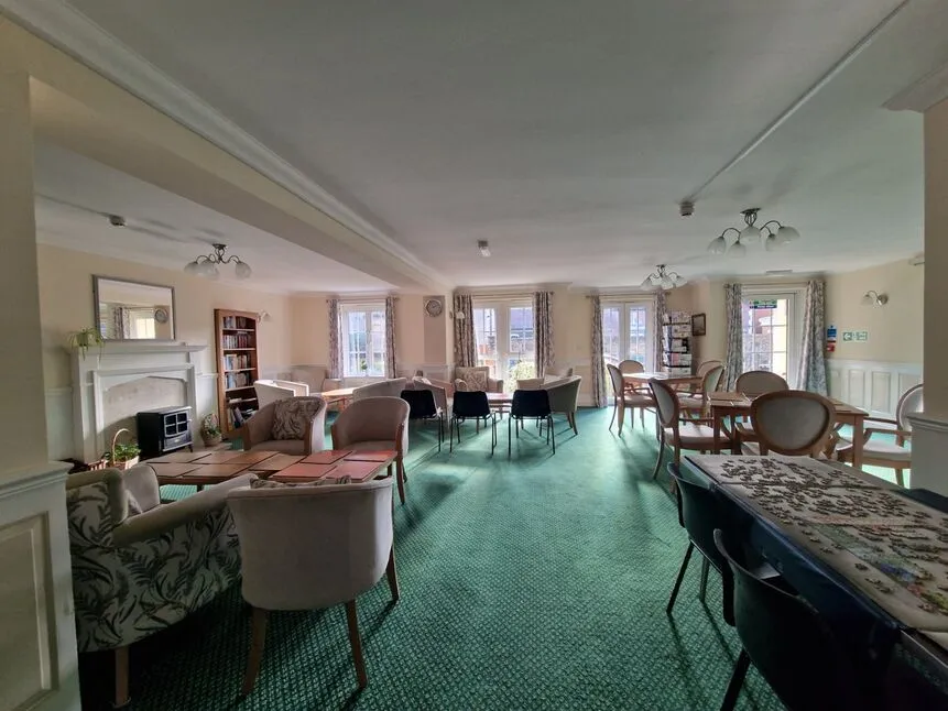 Queens Crescent, Southsea, Hampshire, PO5, photo 11