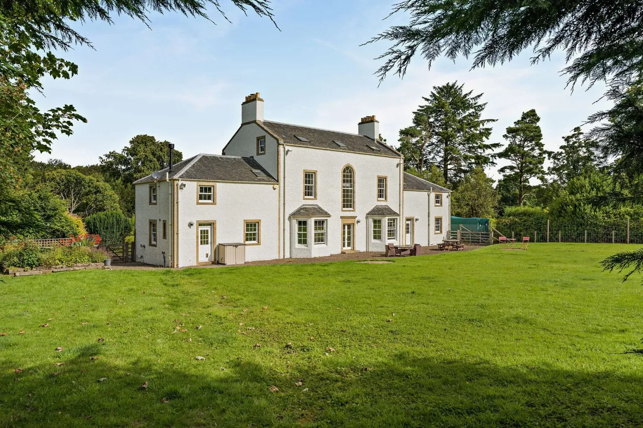 Hartwood House, West Calder, EH55, photo 19