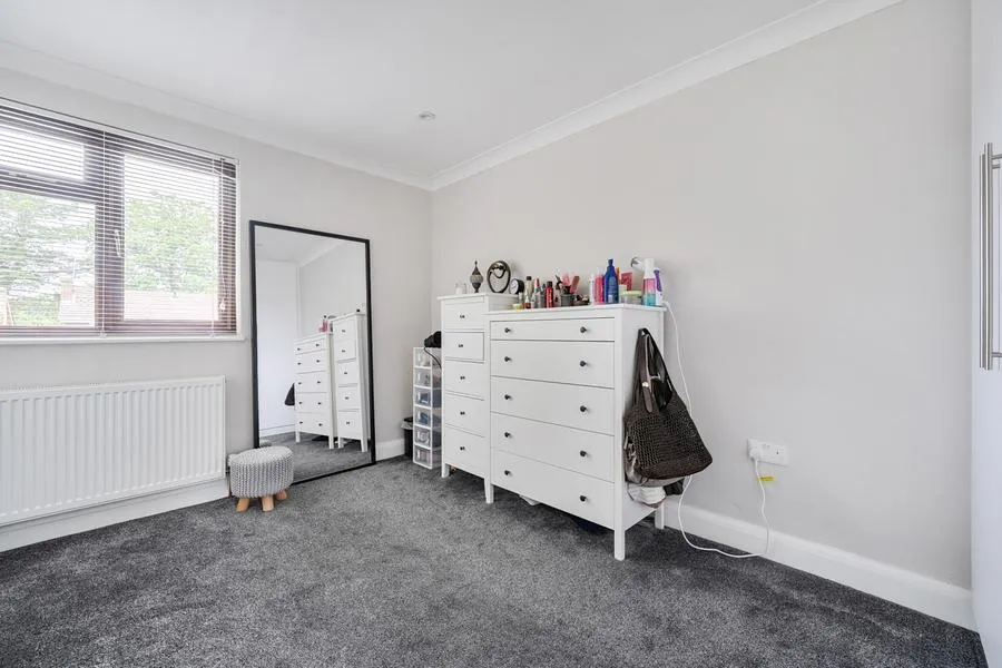 Oakwood Road, Windlesham, GU20, photo 16