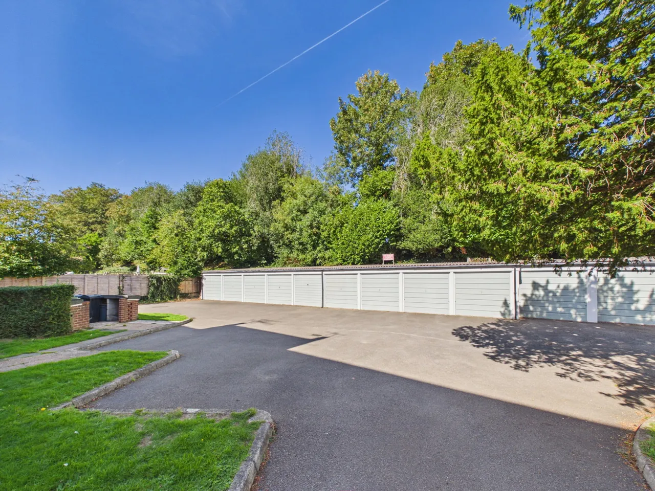 Lower Queens Road, Ashford, TN24, photo 4