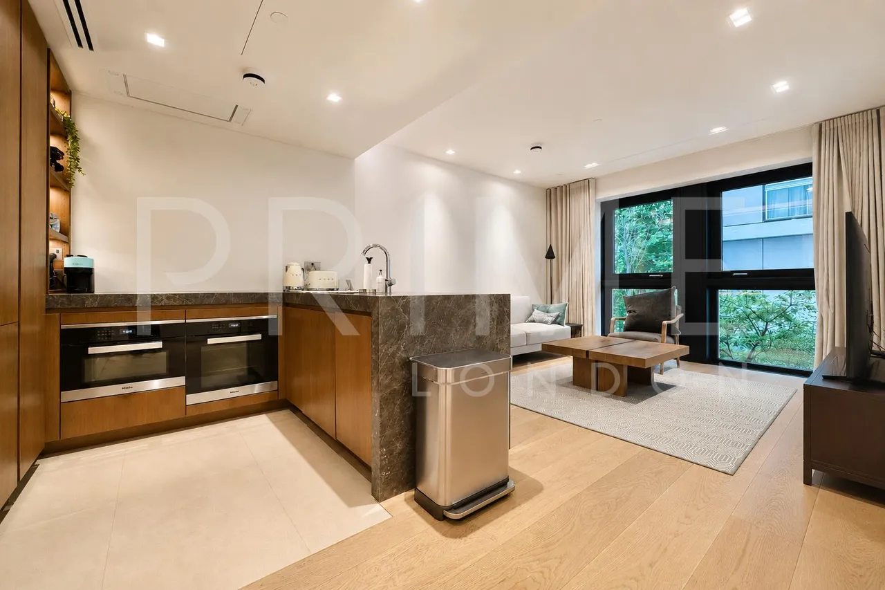 1 bed flat for sale, Portugal Street, Holborn, WC2A
