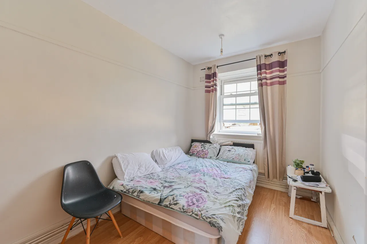 7 Langham House, Worsopp Drive, London, photo 5