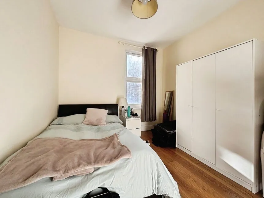 Elizabeth Road, London, E6, photo 13