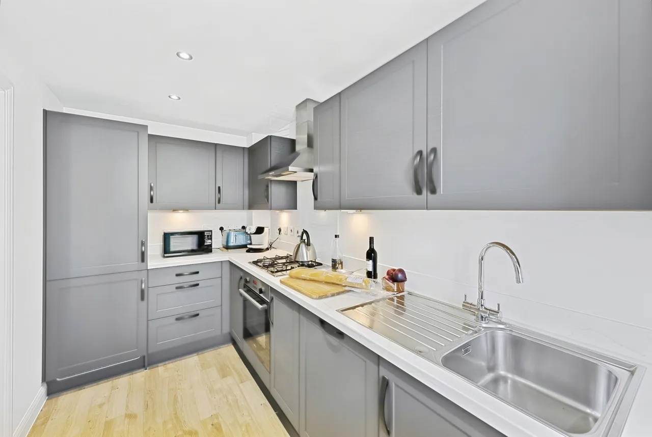 Stratford Drive, Overstone Gate, Northampton, NN6, photo 5