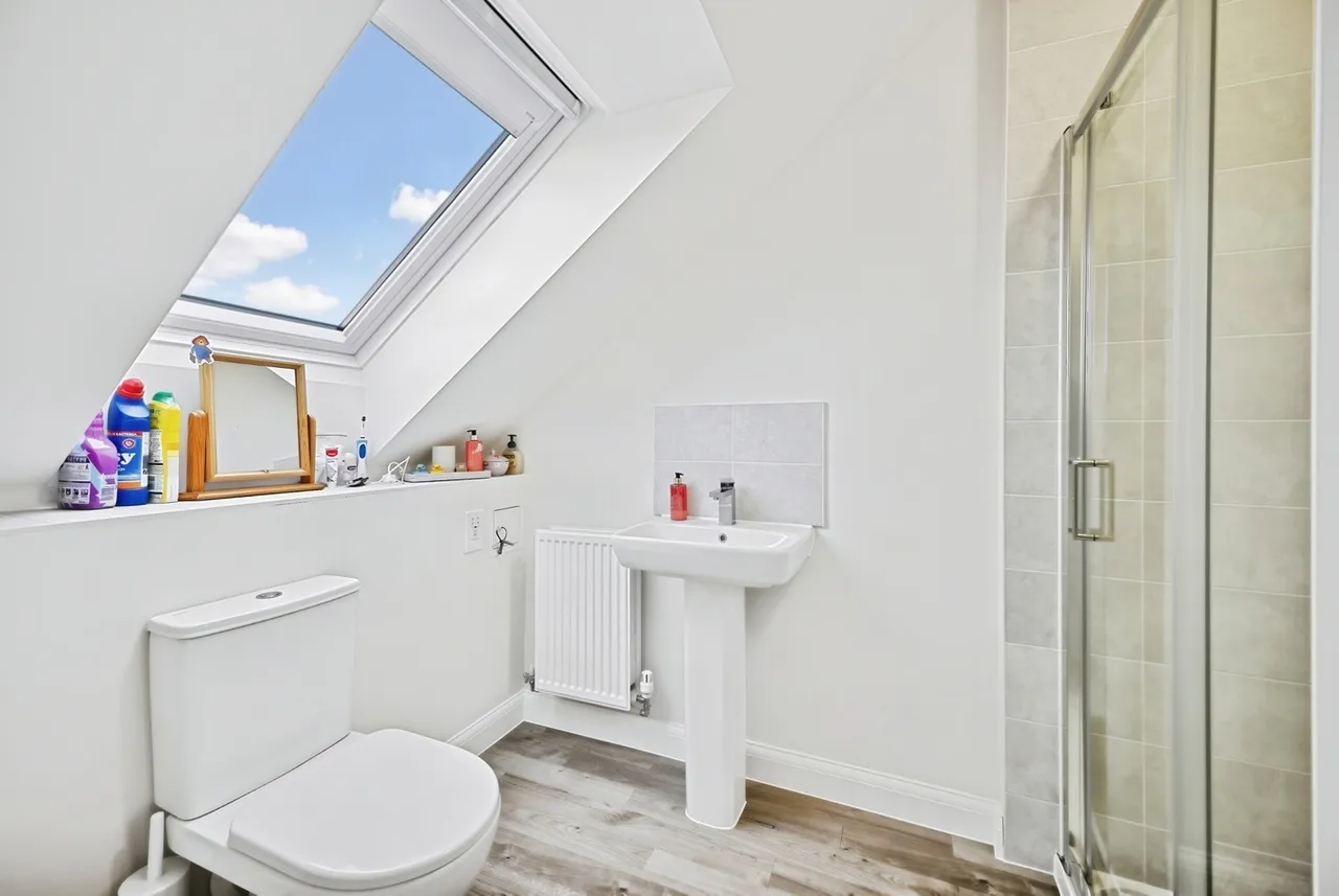 Stratford Drive, Overstone Gate, Northampton, NN6, photo 14