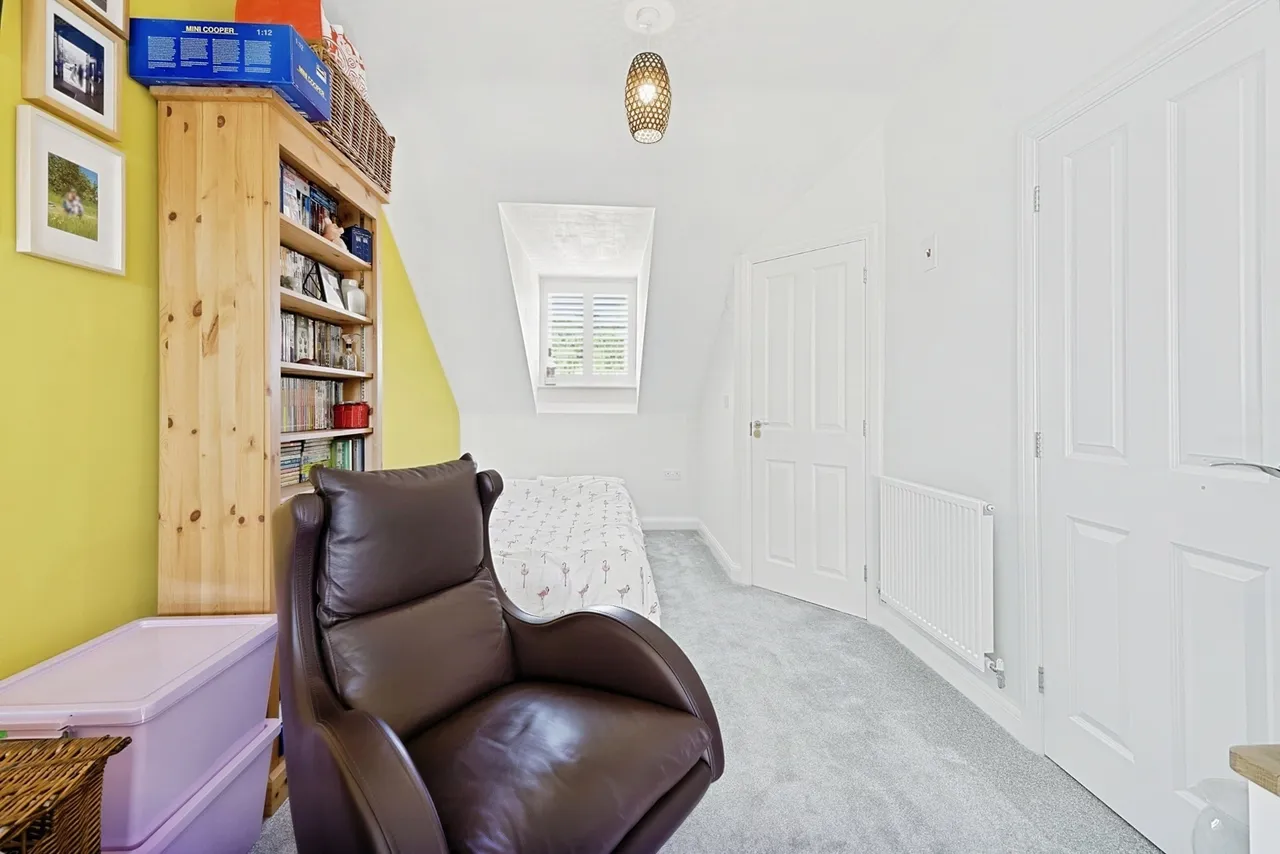 Stratford Drive, Overstone Gate, Northampton, NN6, photo 11