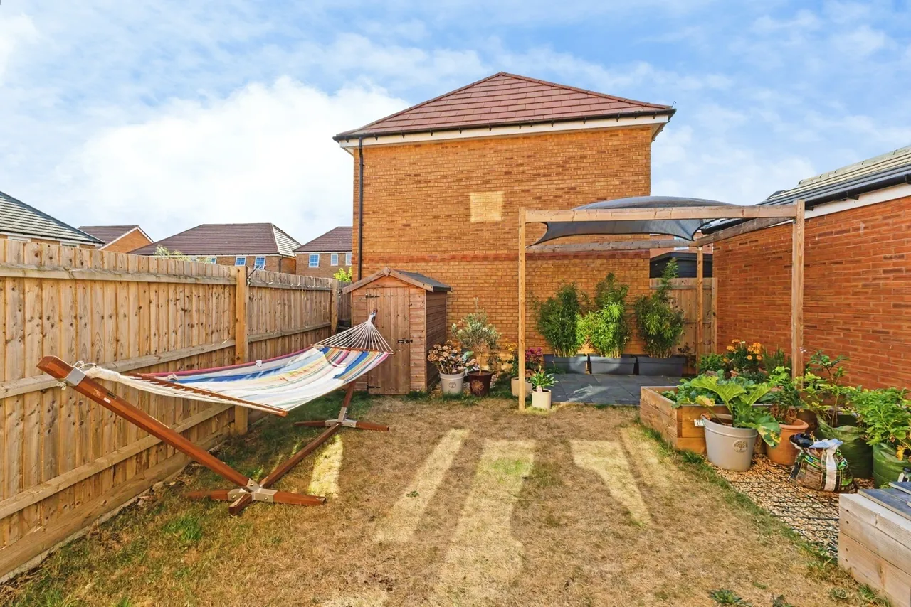 Stratford Drive, Overstone Gate, Northampton, NN6, photo 15