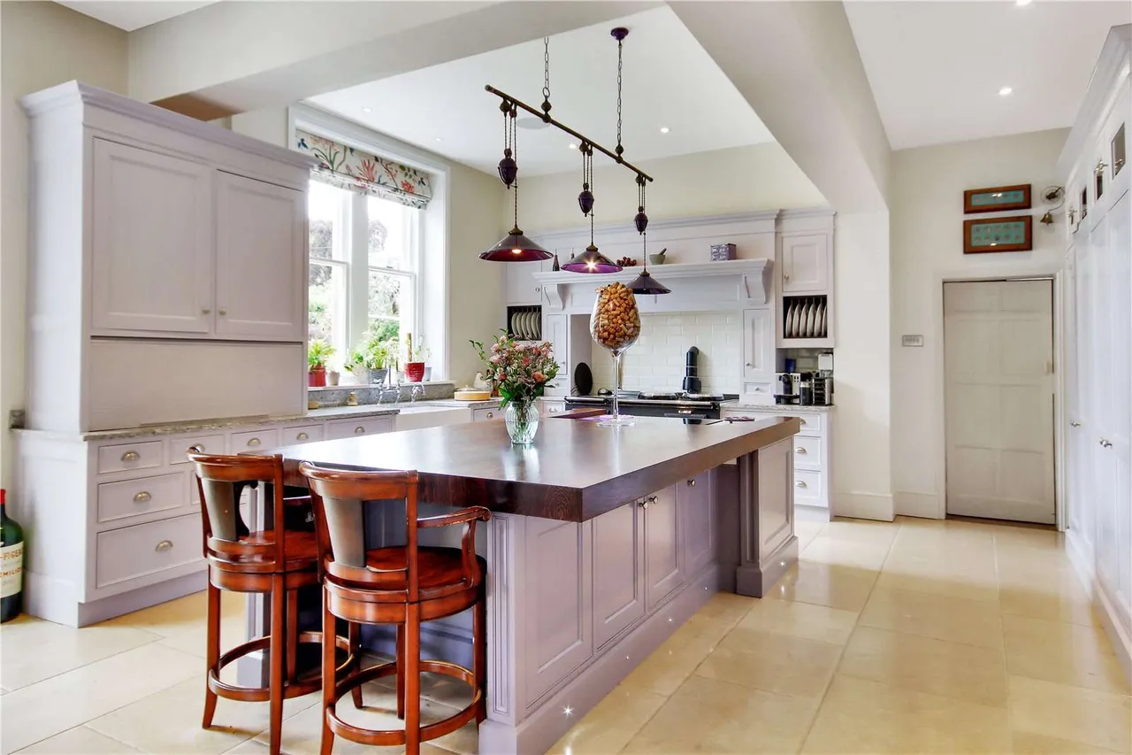 Wickhurst Road, Weald, Sevenoaks, Kent, TN14 6LY, photo 9