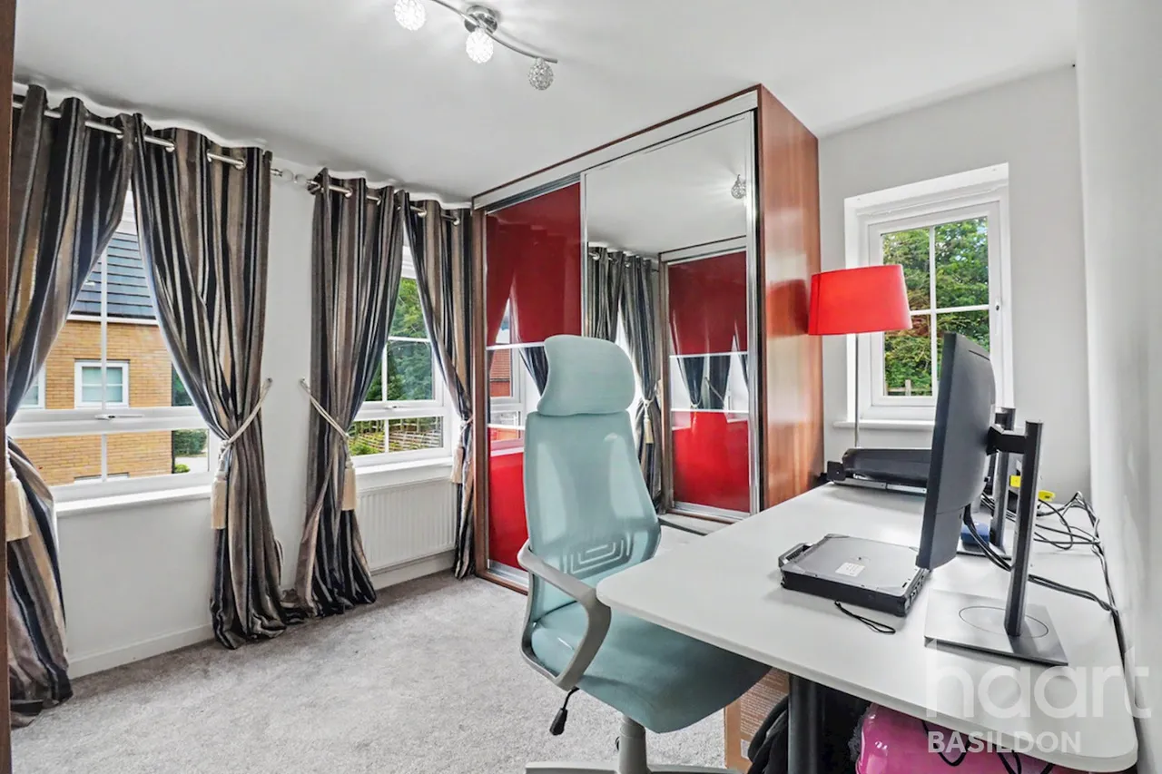 Broadhurst Place, Basildon, SS14, photo 14