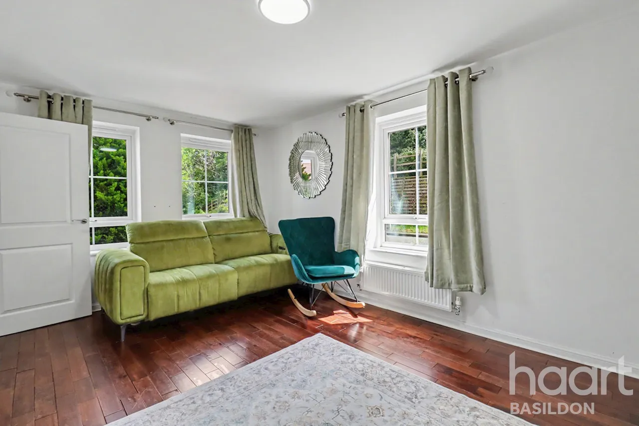 Broadhurst Place, Basildon, SS14, photo 6