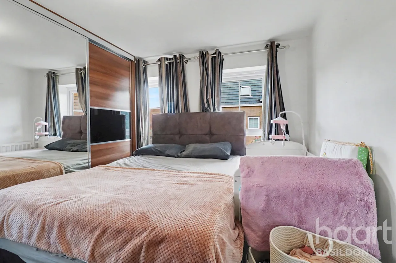 Broadhurst Place, Basildon, SS14, photo 18