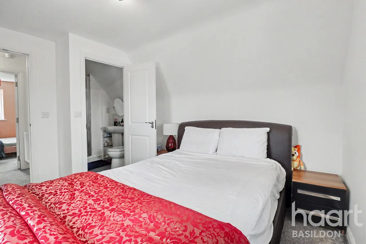 Broadhurst Place, Basildon, SS14, photo 23