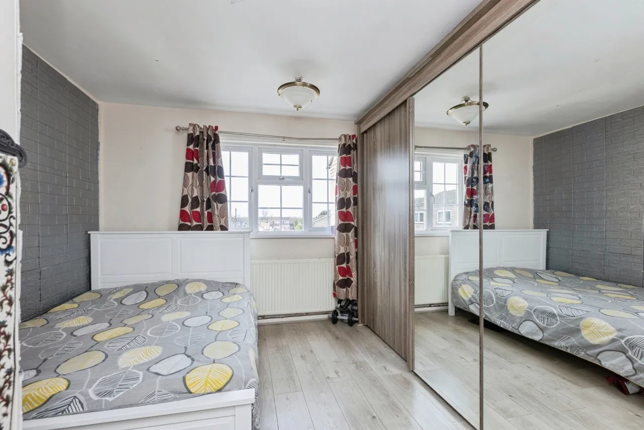 Holkham Avenue, Leicester, LE4, photo 14
