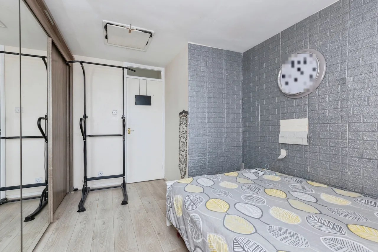 Holkham Avenue, Leicester, LE4, photo 16