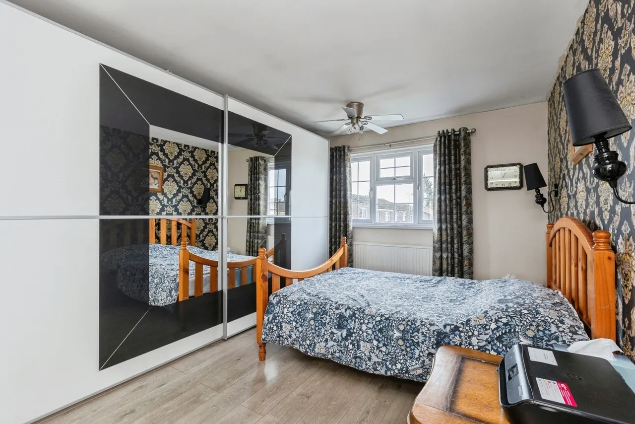 Holkham Avenue, Leicester, LE4, photo 13