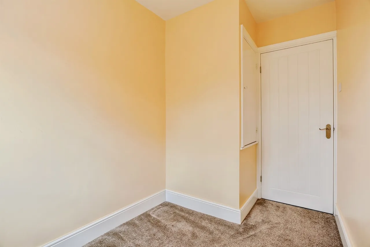 Newton Drive, Wakefield, photo 11