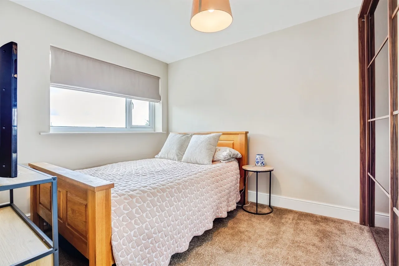 Newton Drive, Wakefield, photo 9
