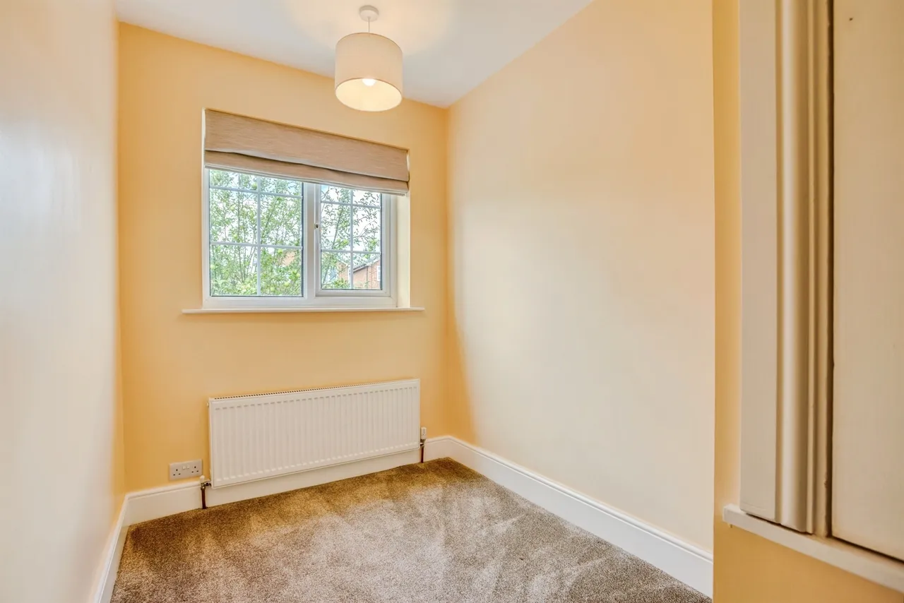 Newton Drive, Wakefield, photo 10