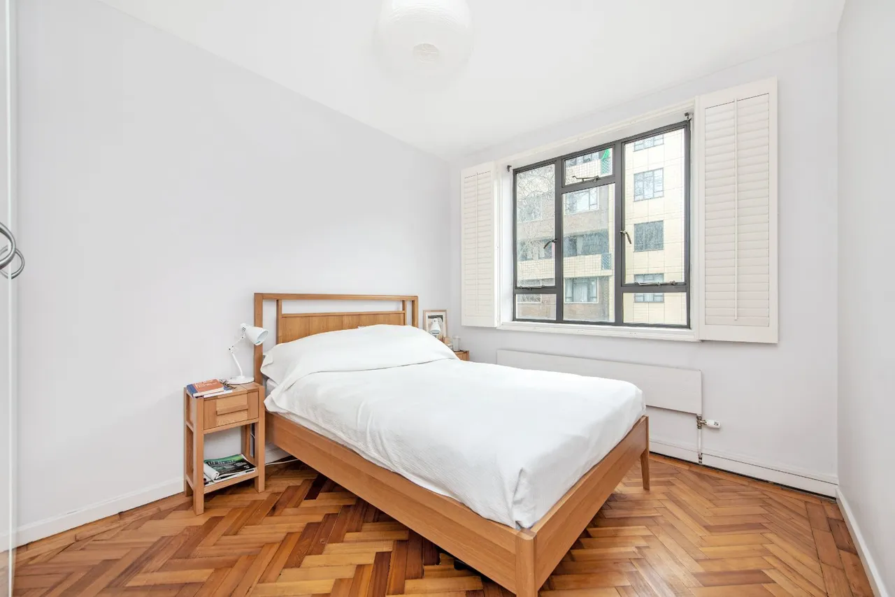 Rosebery Avenue, Spa Green Estate, London, EC1R, photo 3