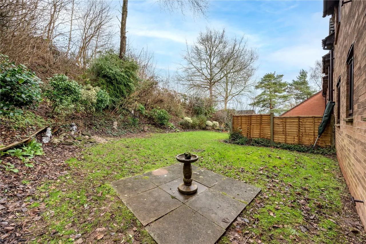 Willow Tree Drive, Barnt Green, Birmingham, Worcestershire, B45 8PB, photo 10