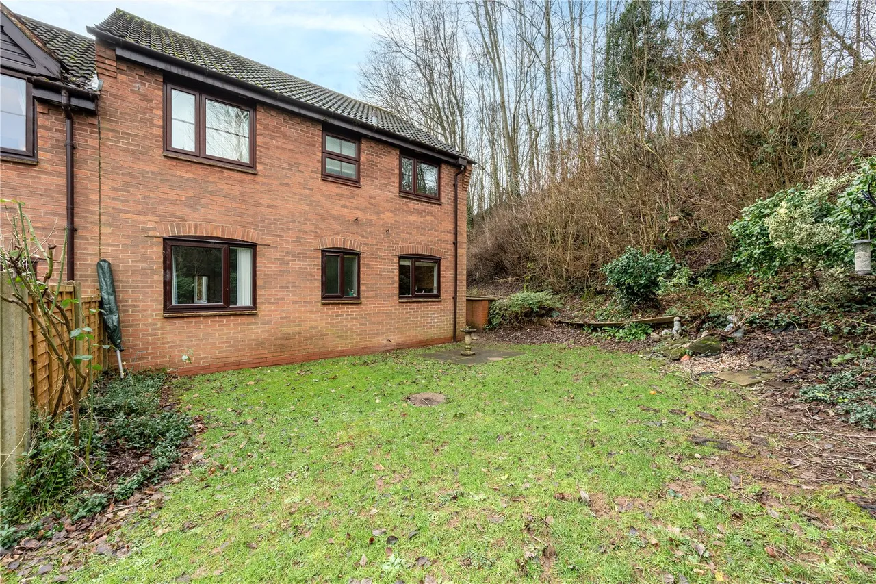 Willow Tree Drive, Barnt Green, Birmingham, Worcestershire, B45 8PB, photo 11