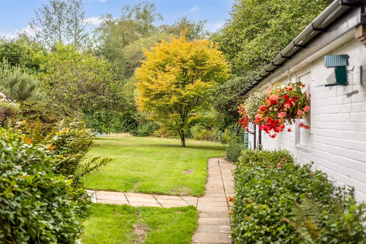 Bank, Lyndhurst, SO43, photo 22